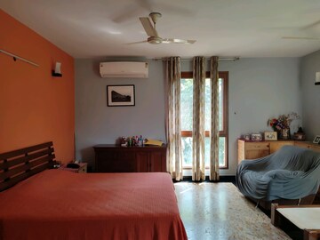 Master Bedroom in 6+ BHK Villa at Palam Vihar Residents Association, Palam Vihar – for Sale