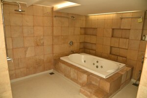 Bathroom in 6 BHK Apartment at Everest Height, Chandivali – for Sale