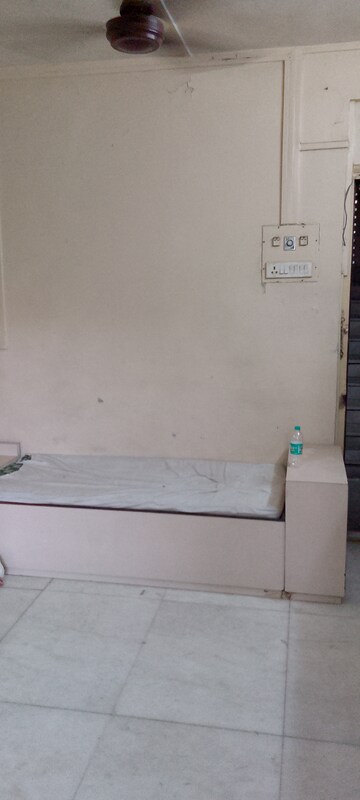 Bathroom in 1.5 BHK Apartment at Kanchan - Mrig Apartment, Andheri East – for Rent