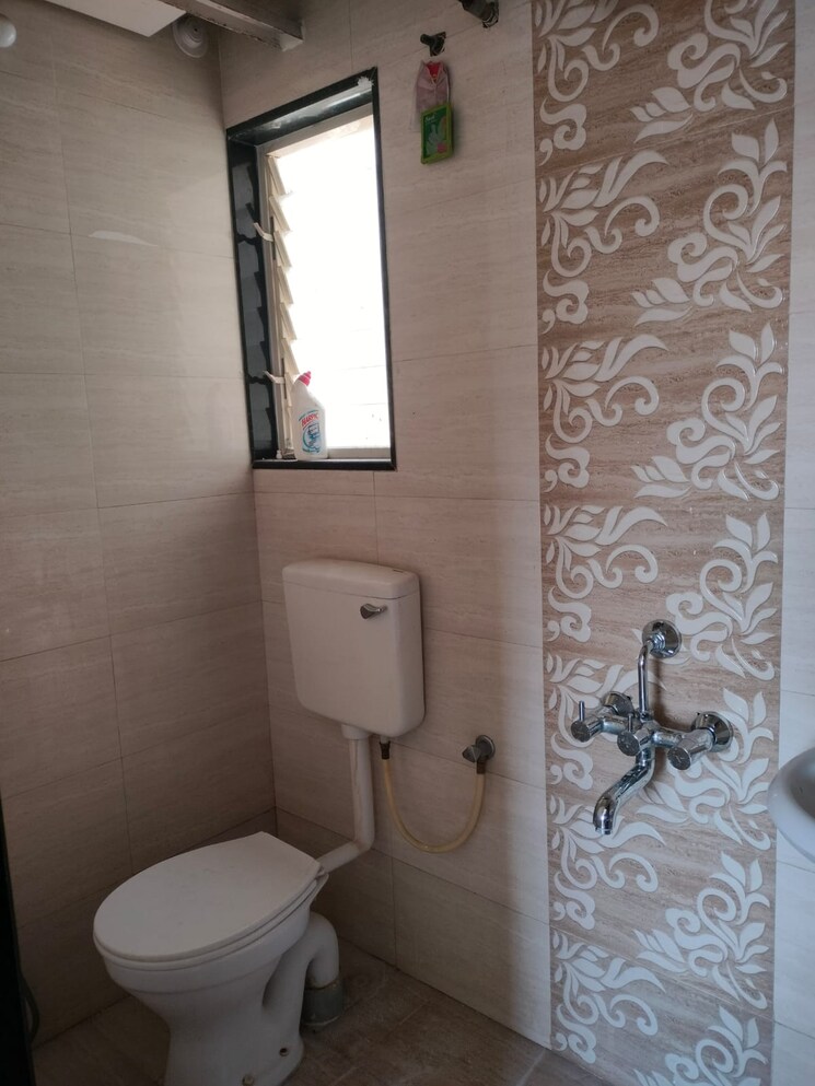 Bathroom, shri-mahaganesh-nagri-society 2 Bedroom 641 Sq.Ft. Apartment In Mundhwa Pune 8473665