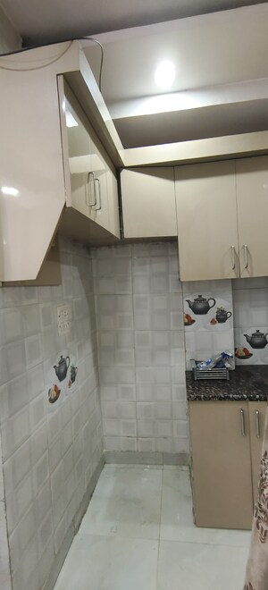 Bathroom in 1 BHK Builder Floor at Uttam Nagar – for Rent