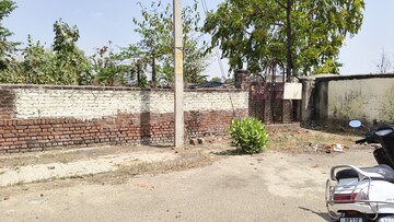  Plot For Sale in Gomti Nagar
