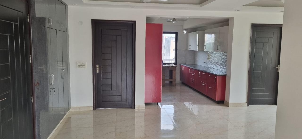 6 BHK + Pooja Room,Servant Room,Study Room,Extra Room Independent House For Sale in Sector 5