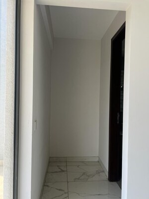 Furnished Amenities in 5 BHK Independent House at Sector 4 – for Sale