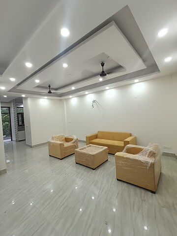 3 BHK Builder Floor For Rent in DLF Mega Mall, Sector 28