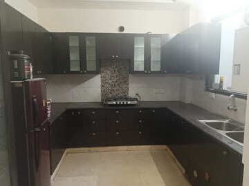 Kitchen in 3 BHK Builder Floor at Sector 40 – for Rent