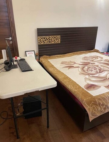 Bedroom in 4 BHK Apartment at Conscient Heritage Max, Sector 102 – for Rent