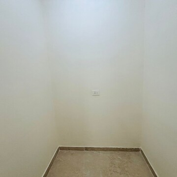Room in 3 BHK Builder Floor at Omaxe New Chandigarh, Mullanpur – for Rent