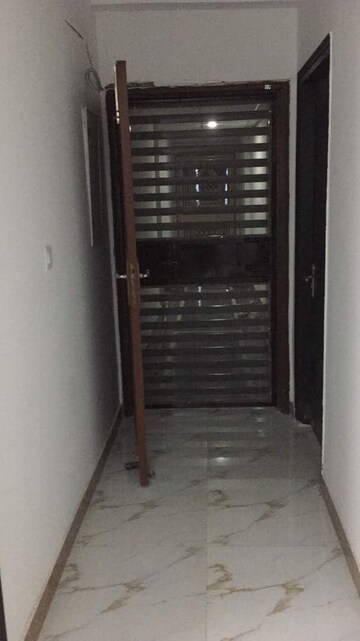  2 BHK Apartment at Supertech Czar Suites, Omicron I Greater Noida – for Sale