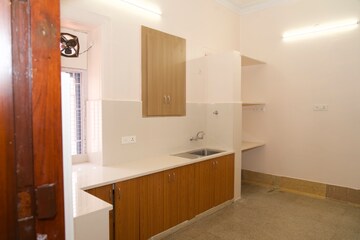 Furnished Amenities in  Showroom at Rs Puram – for Rent