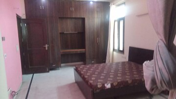Master Bedroom in 4 BHK Builder Floor at Sector 38 – for Rent