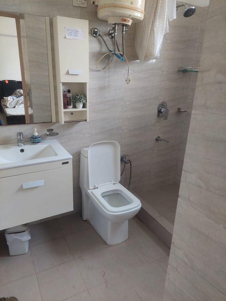 Bathroom, vatika-city-sovereign 4 Bedroom 3000 Sq.Ft. Apartment In Sector 49 Gurgaon 8474118