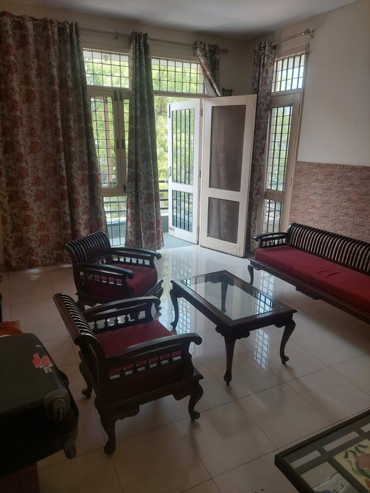 Master Bedroom, vatika-city-sovereign 4 Bedroom 3000 Sq.Ft. Apartment In Sector 49 Gurgaon 8474118