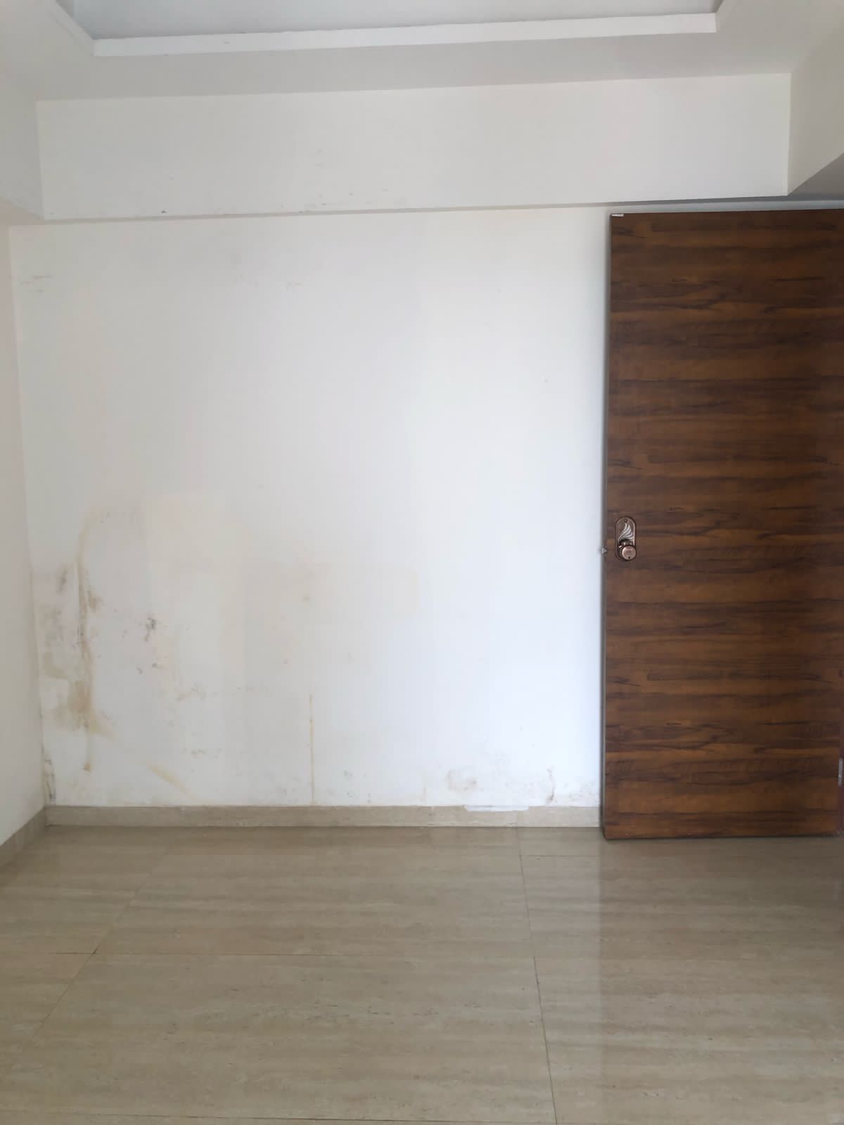 2 BHK 800 Sq.Ft. Apartment in Vasant Valley Complex