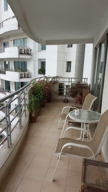 Balcony in 4 BHK Apartment at Parsvnath Exotica, Sector 53 – for Rent