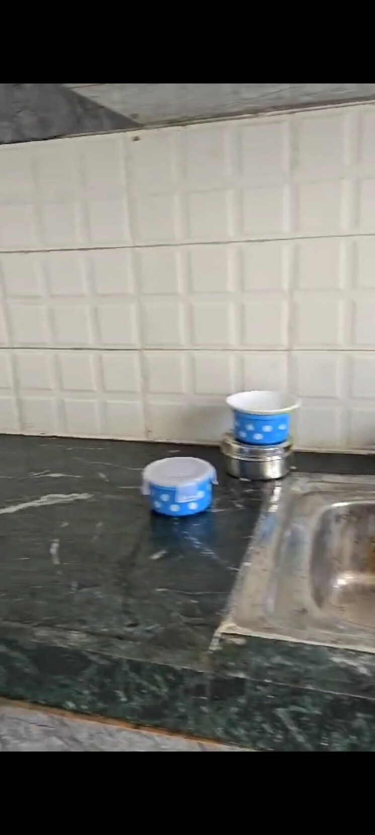 Bathroom, bptp-parkland 3 Bedroom 180 Sq.Yd. Apartment In Sector 75 Faridabad 8474205