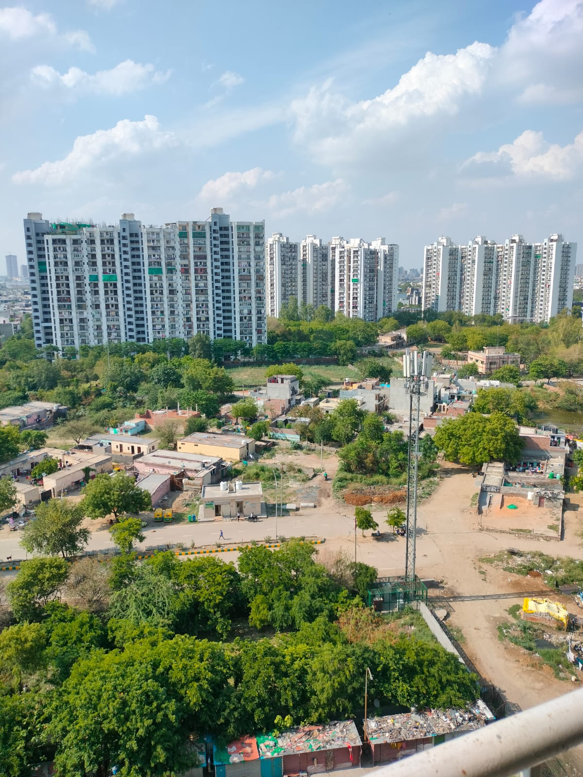 Plot For Sale in Sector 49