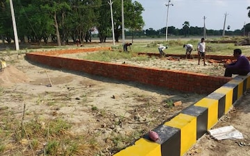 Plot For Sale in Sector 20