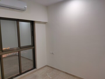 Master Bedroom in 2 BHK Apartment at Platinum Corporation, Andheri West – for Rent