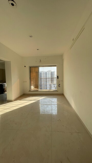 Master Bedroom in 1 BHK Apartment at Unique Signature Mumbai, Mira Road – for Rent