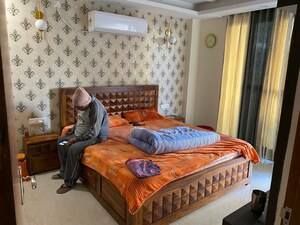 Bedroom in 3 BHK Builder Floor at Sector 84 – for Sale