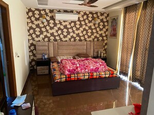 Bedroom in 3 BHK Builder Floor at Sector 84 – for Sale