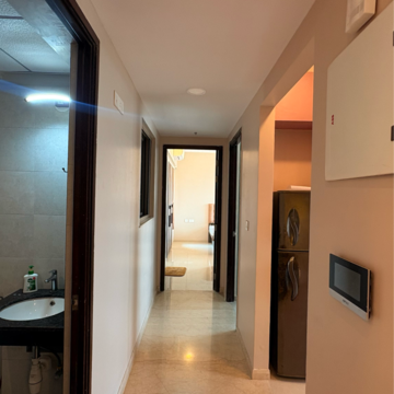 Furnished Amenities in 2 BHK Apartment at Kalpataru Paramount D, Majiwada – for Rent