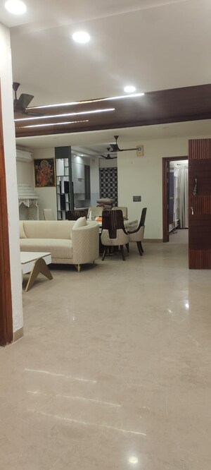 Master Bedroom in 4 BHK Builder Floor at Vipin Garden – for Sale