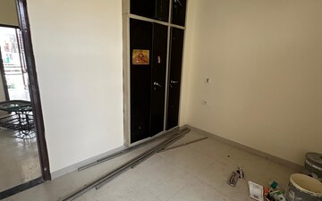 3 BHK Builder Floor For Rent in Sector 9
