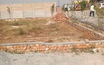 Plot For Sale in Sector 49