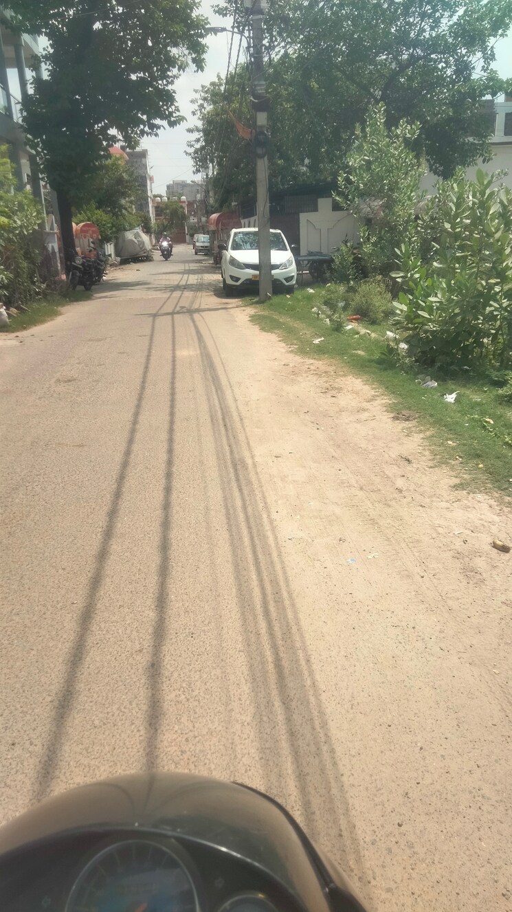 Map Location, gopal-tower  1500 Sq.Ft. Plot In Kamta Lucknow 8474319