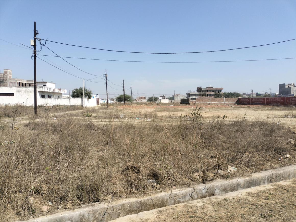 Plot For Sale in Sector 50 Noida