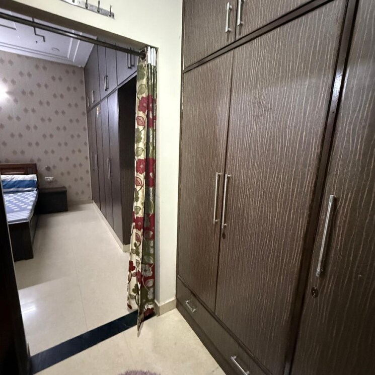 undefined, sector 23 3 Bedroom 1800 Sq.Ft. Builder Floor In Sector 23 Gurgaon 8474390