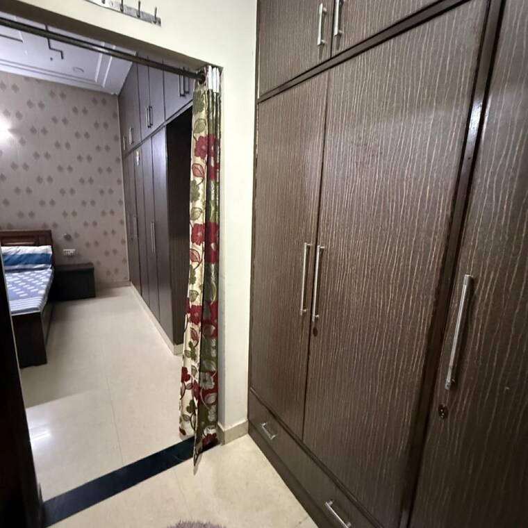 undefined, sector 23 3 Bedroom 1800 Sq.Ft. Builder Floor In Sector 23 Gurgaon 8474390