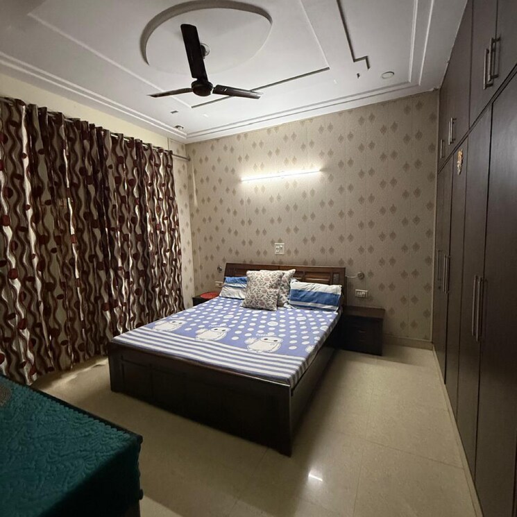 Bedroom, sector 23 3 Bedroom 1800 Sq.Ft. Builder Floor In Sector 23 Gurgaon 8474390