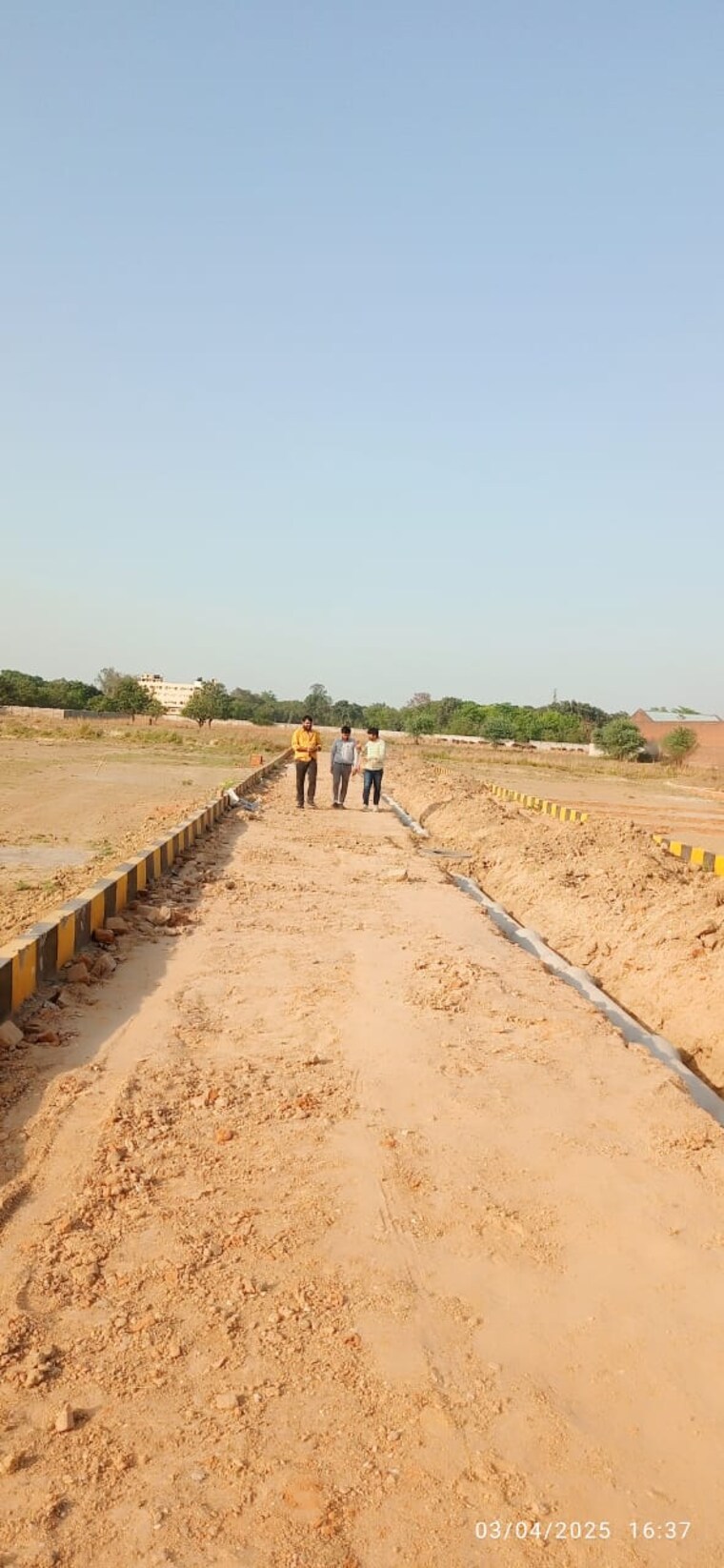 Garden, taqtical-town  1500 Sq.Ft. Plot In Safedabad Lucknow 8474417