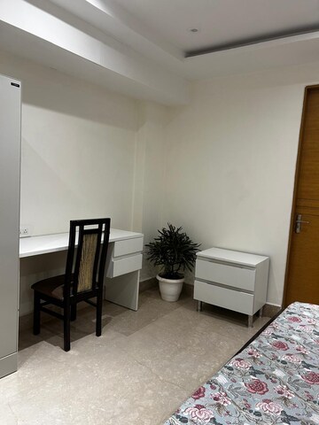 Bedroom in 3 BHK Builder Floor at Sector 42 – for Rent