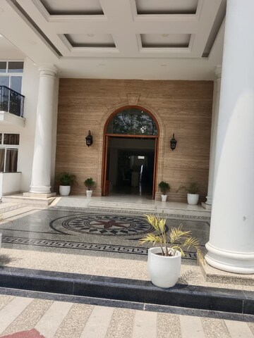 Furnished Amenities in 3 BHK Apartment at Omaxe The Palace, Gomti Nagar – for Rent