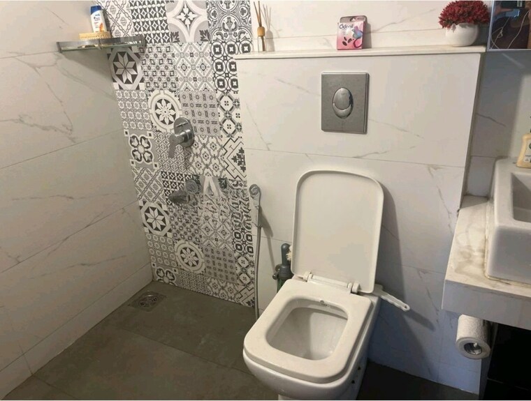 Bathroom, rhythm-serenity-heights 3 Bedroom 1126 Sq.Ft. Apartment In Andheri East Mumbai 8474606