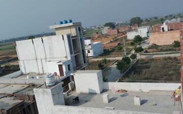 Plot For Sale in Sector 70