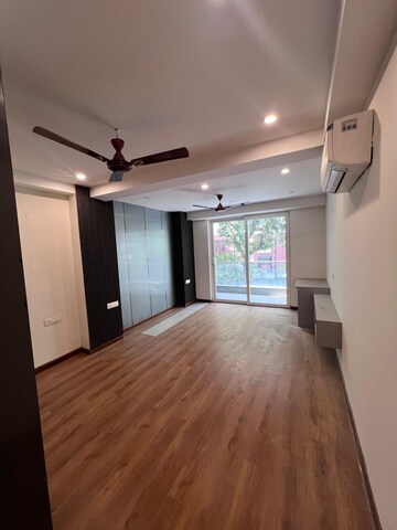 Bedroom in 4 BHK Builder Floor at Ansal Sushant Lok I, Sector 43 – for Rent