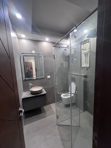 Bathroom in 4 BHK Builder Floor at Ansal Sushant Lok I, Sector 43 – for Rent