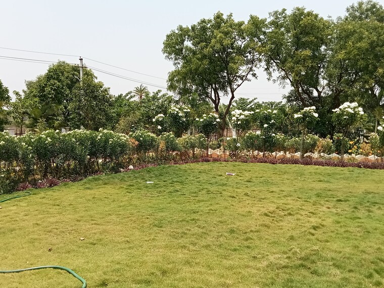 Garden, smart-city  167 Sq.Yd. Plot In Maheshwaram Hyderabad 8474659