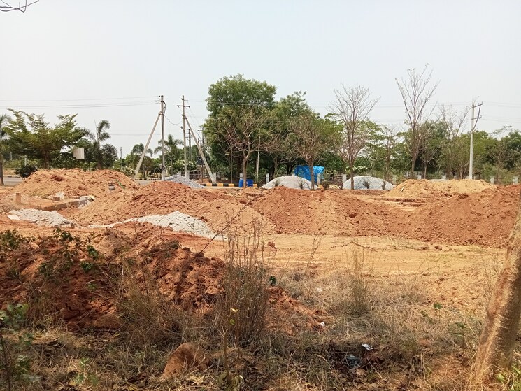 Garden, smart-city  167 Sq.Yd. Plot In Maheshwaram Hyderabad 8474659