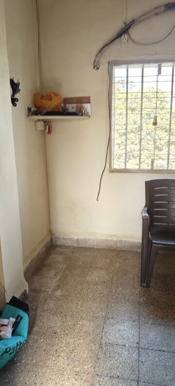 1 BHK Apartment For Rent in Dahisar West