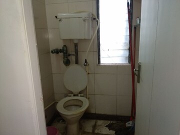 Washroom in  Office Space at Crystal Plaza Andheri West, Andheri West – for Rent