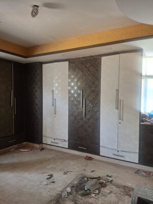 Master Bedroom in 3 BHK Apartment at Antriksh Overseas Apartment, Sector 50 – for Sale