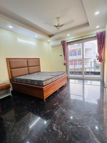 Master Bedroom in 4 BHK Builder Floor at Sector 46 – for Rent