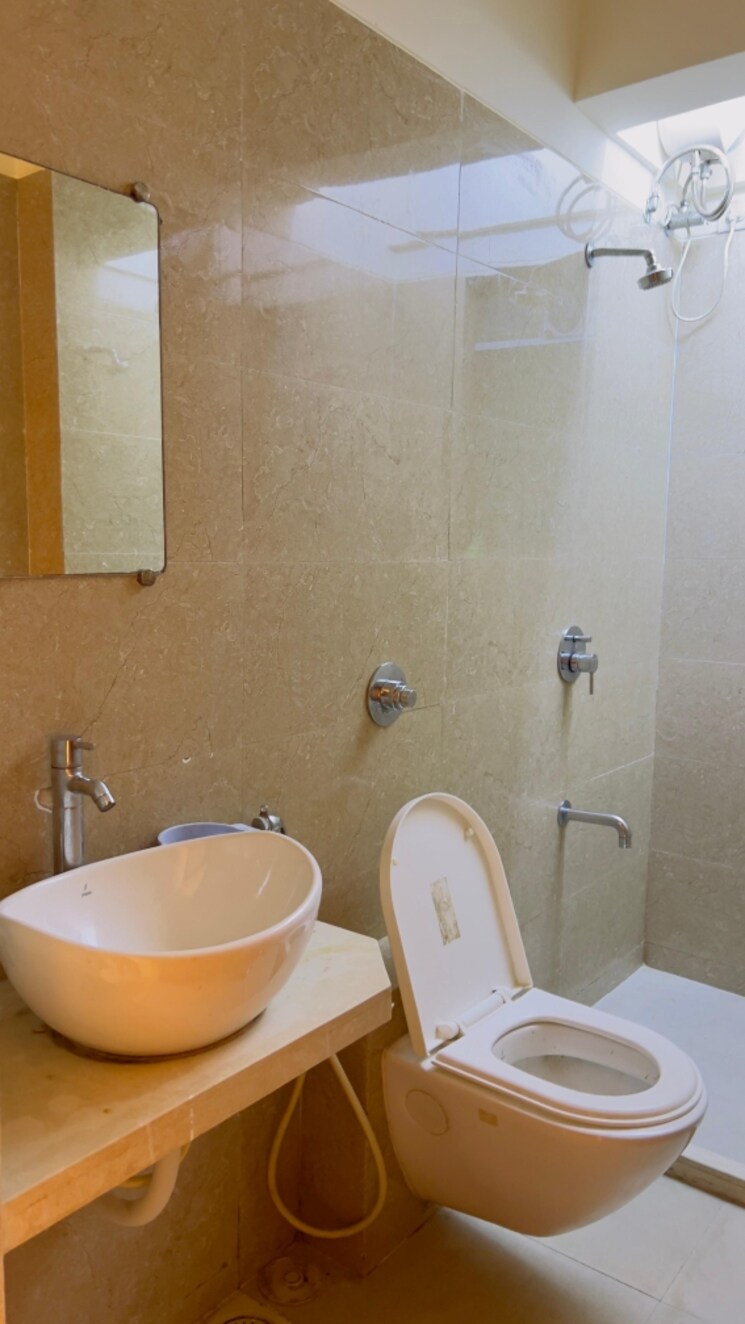 Bathroom, hk-orchid-residences 2 Bedroom 651 Sq.Ft. Apartment In Andheri West Mumbai 8474687