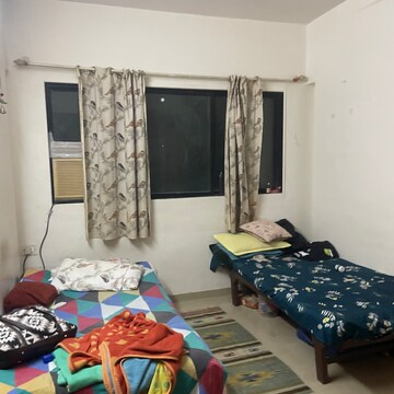 Bedroom in 2 BHK Apartment at Mahavir Trinkets C Wing CHS Ltd, Mumbai Central Suburbs – for Rent